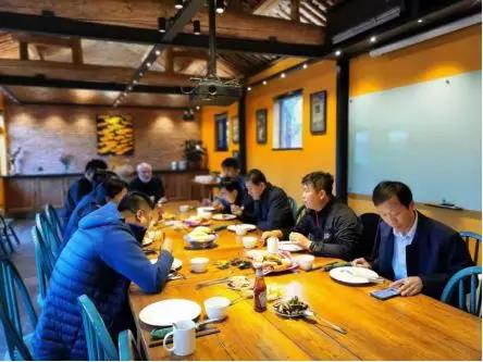 东营市体育局局长陈延星带队前往北京考察调研 与露营之家洽谈合作(图5)