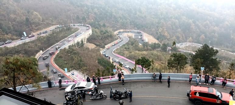 第三届山地英雄会暨“秀美花溪.冬霁悦游”系列活动在贵阳盛大开幕(图5)