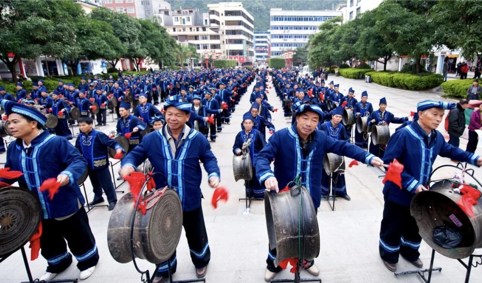 《东兰新春:民俗交织,坡豪湖露营地成欢乐新地标》(图2) 《东兰新春:民俗交织,坡豪湖露营地成欢乐新地标》(图2)