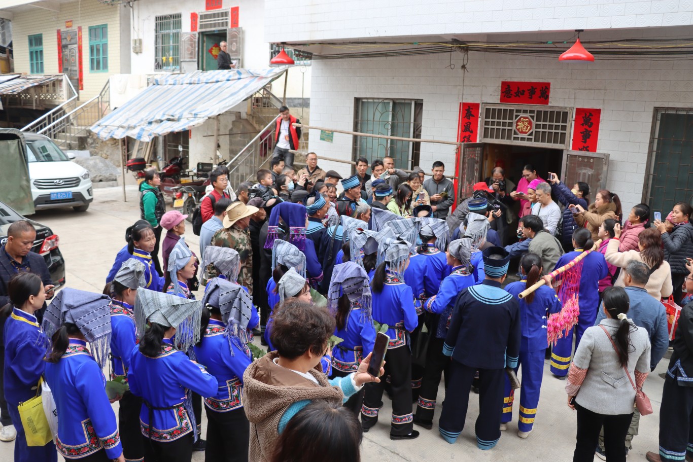 神秘壮乡遇上湖畔露营|东兰蚂拐节唤醒千年文化,坡豪湖畔演绎新时代美好生活(图5) 神秘壮乡遇上湖畔露营|东兰蚂拐节唤醒千年文化,坡豪湖畔演绎新时代美好生活(图5)