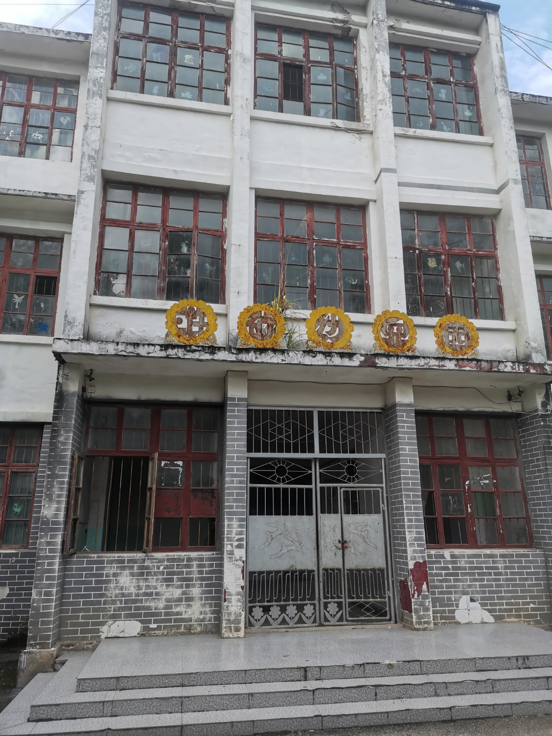 张明治、易明东、李平等率团队调研安福,浒坑镇或成下一个竖屏影视拍摄基地(图15) 张明治、易明东、李平等率团队调研安福,浒坑镇或成下一个竖屏影视拍摄基地(图15)