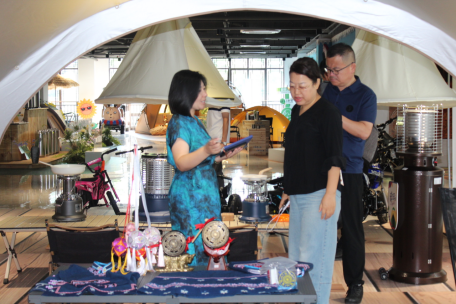 青岛市崂山区北宅街道办事处赵菲萍一行考察露营之家全球供应链贸易中心(图3) 23.png