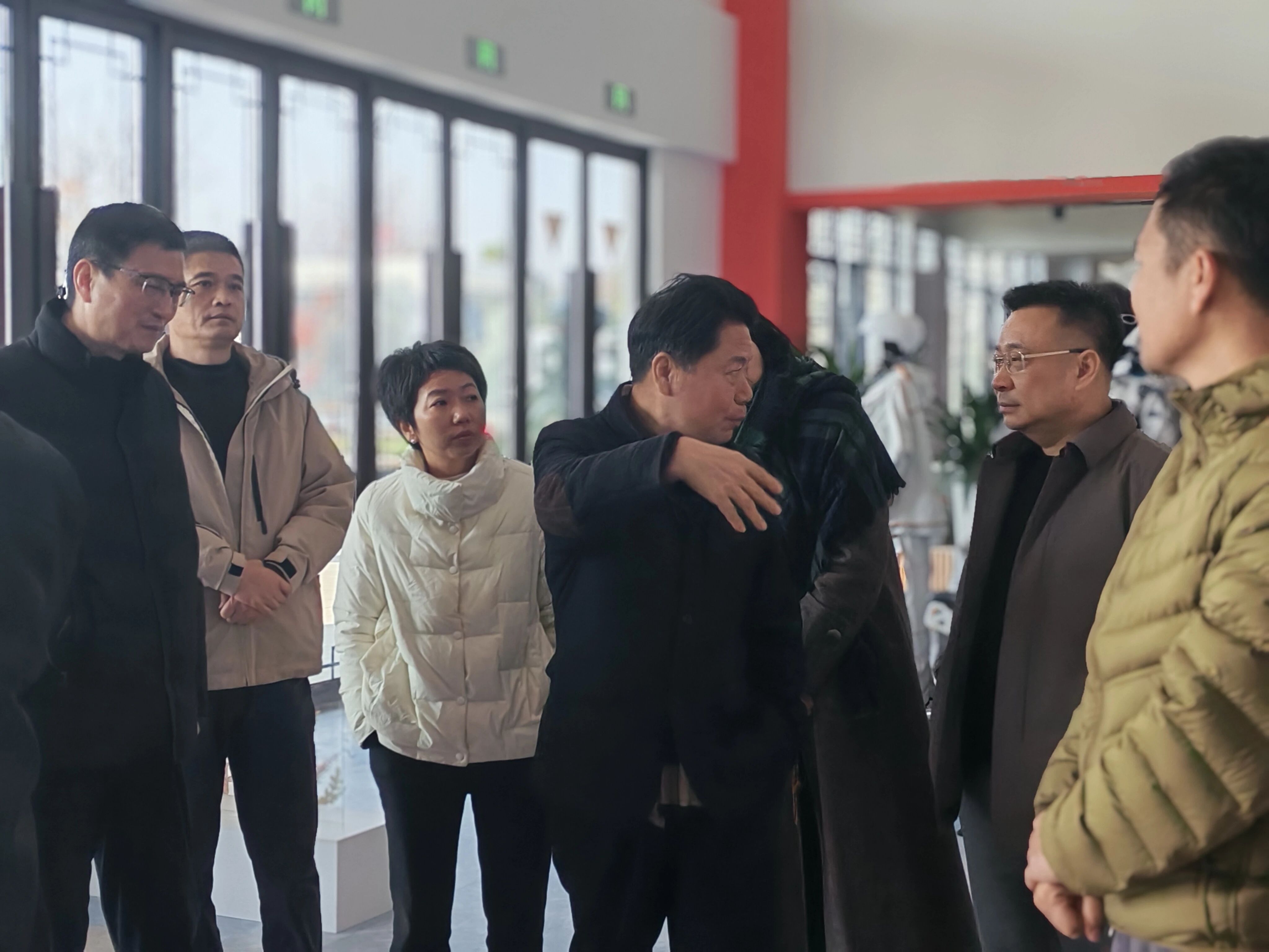 金华市政协副主席祝伦根一行莅临露营之家全球供应链贸易中心考察调研(图8) 9.jpg