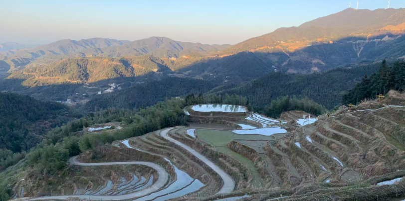 张明治率团队调研遂川,开展左安镇筑峰顶露营基地项目及遂川全域旅游运营策划工作(图7) 张明治率团队调研遂川,开展左安镇筑峰顶露营基地项目及遂川全域旅游运营策划工作(图7)