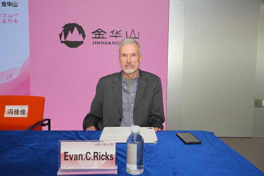 法高智能体乐园资深导演Evan.C.Ricks先生   2026中国（金华山）国际露