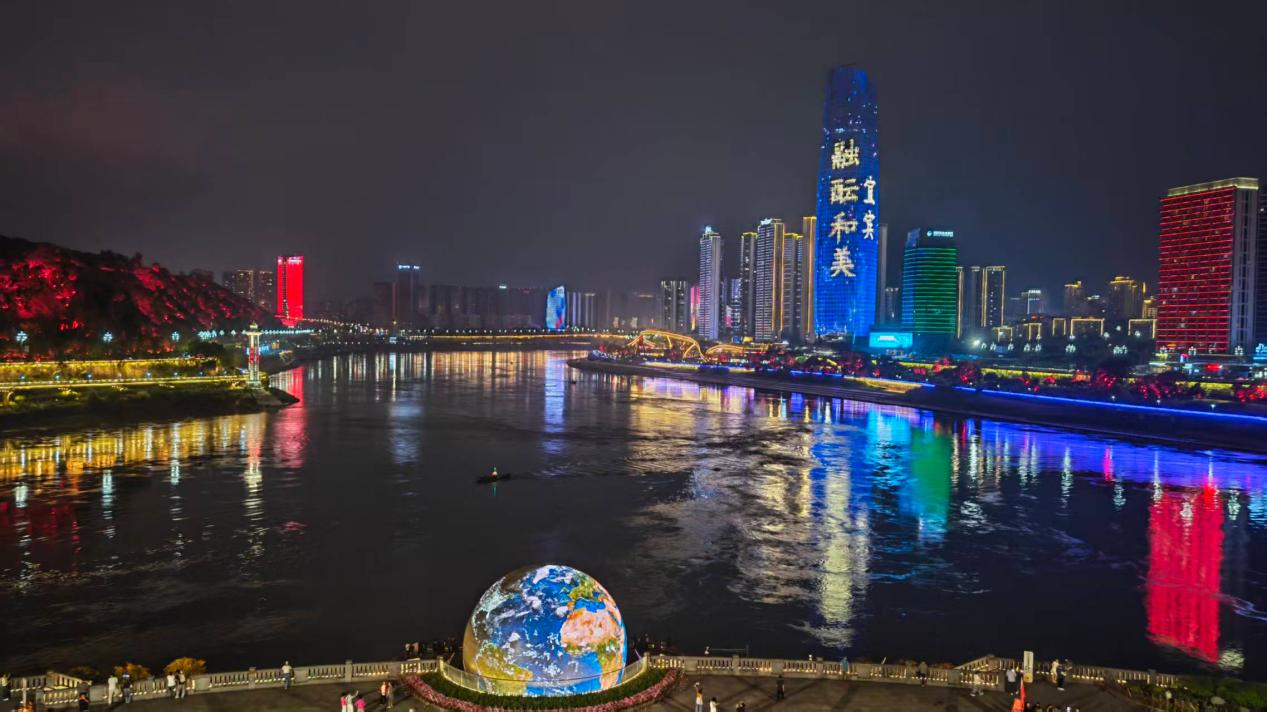 一条步道、一场赛事、一座攀岩网红地：宜宾户外运动要“出圈”？中国国际露营大会考察团三天走三县“划重点