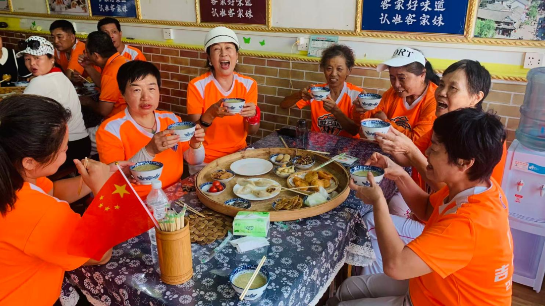 【房车大队】迎中秋·庆国庆|自驾赣南秘境云上天湖山,品泰和客家擂茶!(图11) 【房车大队】迎中秋·庆国庆|自驾赣南秘境云上天湖山,品泰和客家擂茶!(图11)